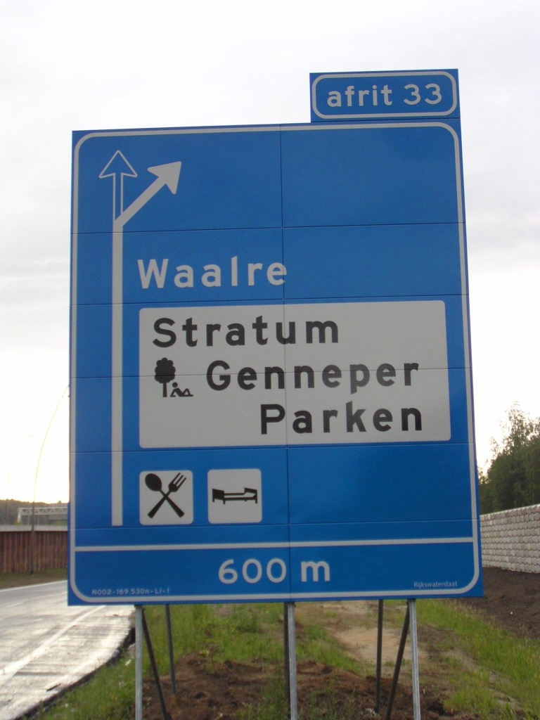 p7020115.jpg - Hm, waar zijn de N69, Valkenswaard en Centrum?