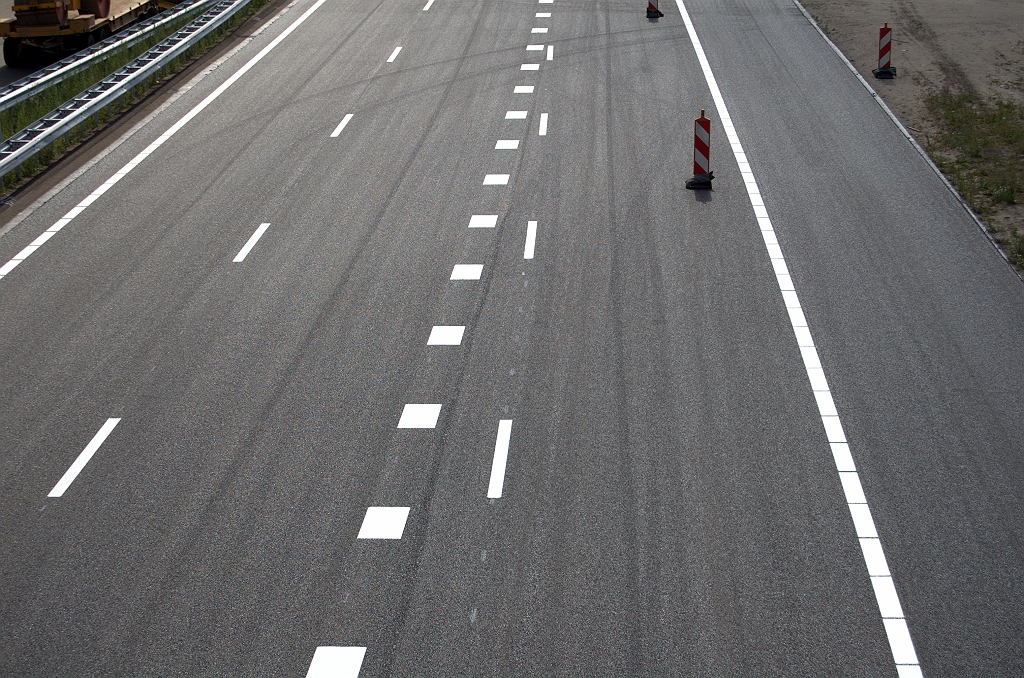 20090718-171940.bmp - Einde van de taper op de tweestrooks verbindingsweg Amsterdam-Antwerpen.