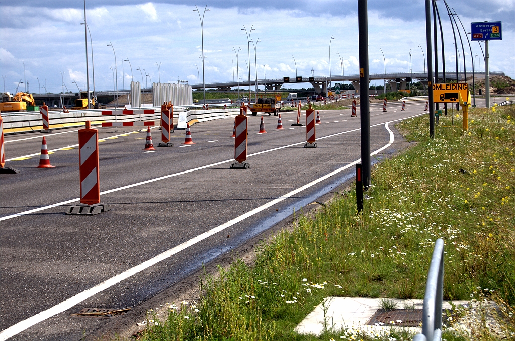 20090719-160807.bmp - Nieuwe en oude (rechts) route naar Antwerpen naast elkaar.