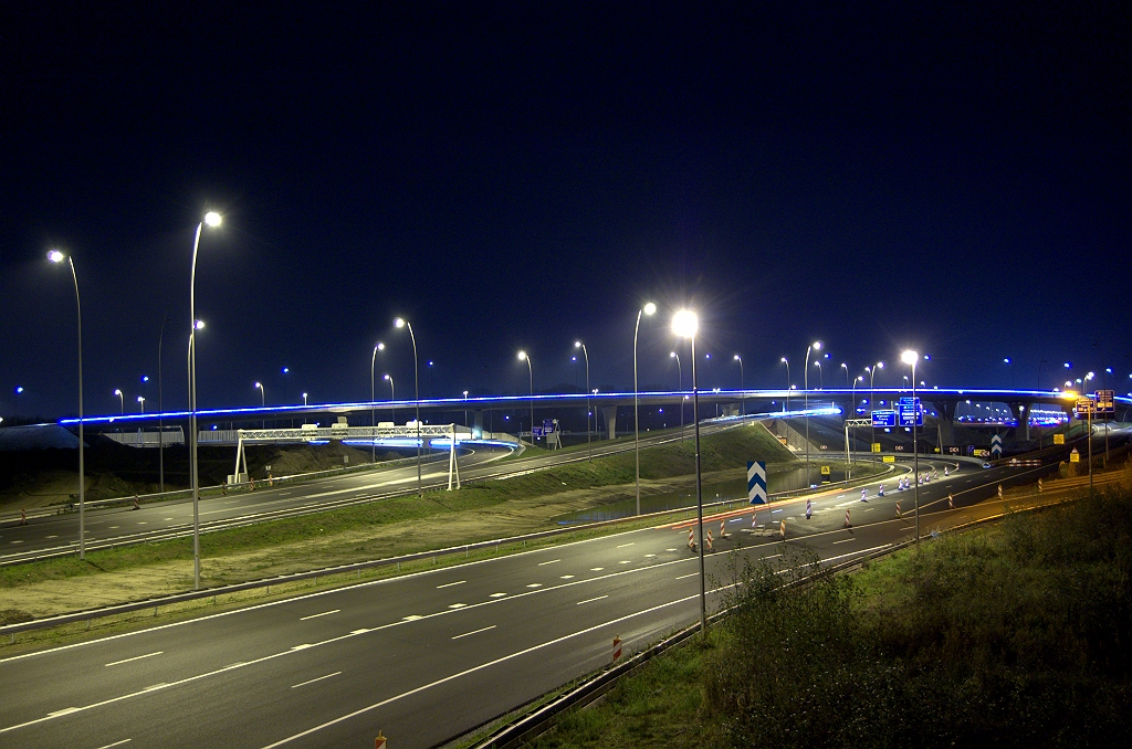 20091112-231828.bmp - Welkom in de lichtstad vanuit de richting Antwerpen.