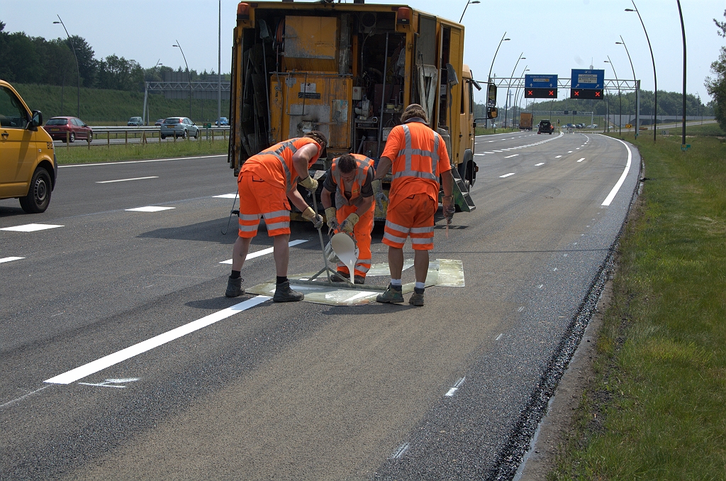 20100606-123746.bmp - Deze keer wel thermoplast dat kan blijven zitten.