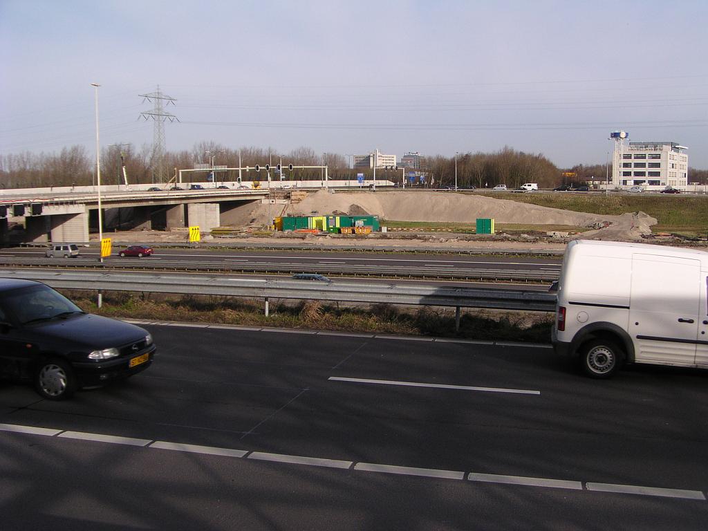 p1260038.jpg - Het zandlichaam suggereert een compacte klaverblad oplossing voor het knooppunt De Wetering, maar dat worden dan wel engelenbochten.