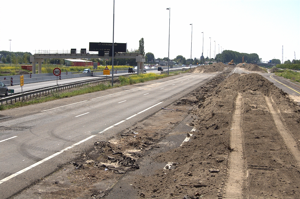 20100626-145058.bmp - Nieuw viaduct dat we op de tracekaart niet terug vinden, maar vermoedelijk moet het de functie overnemen van...