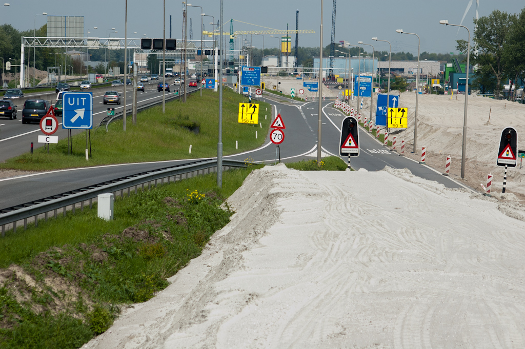 20100515-150538.jpg - Te verplaatsen weefvakken aansluiting S101/Coenhavenweg, oostzijde