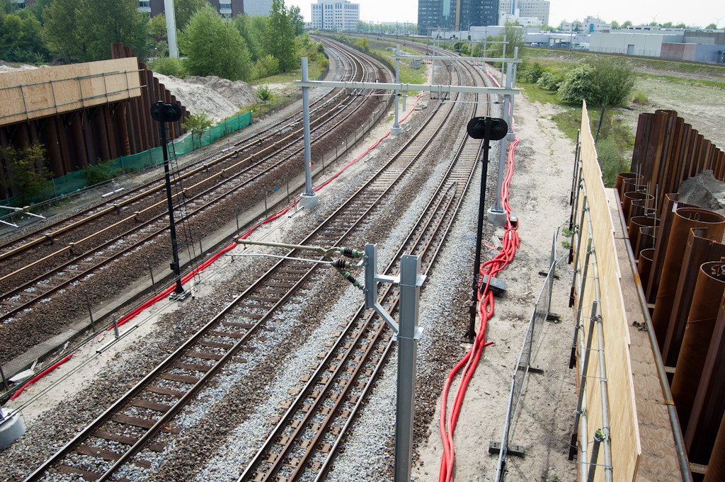 20100515-153026.jpg - Viaduct A10-OV lijntje Sloterdijk, westzijde