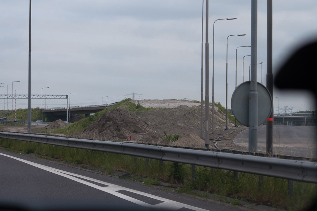 20110528-113759.jpg - Geen aanpassingen noodzakelijk aan het na 20 jaar in gebruik te nemen viaduct.