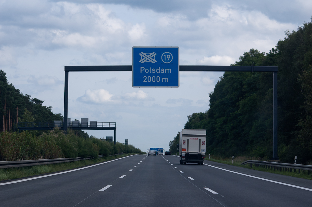 20110811-145249.jpg - Terug naar asfalt op de A10.