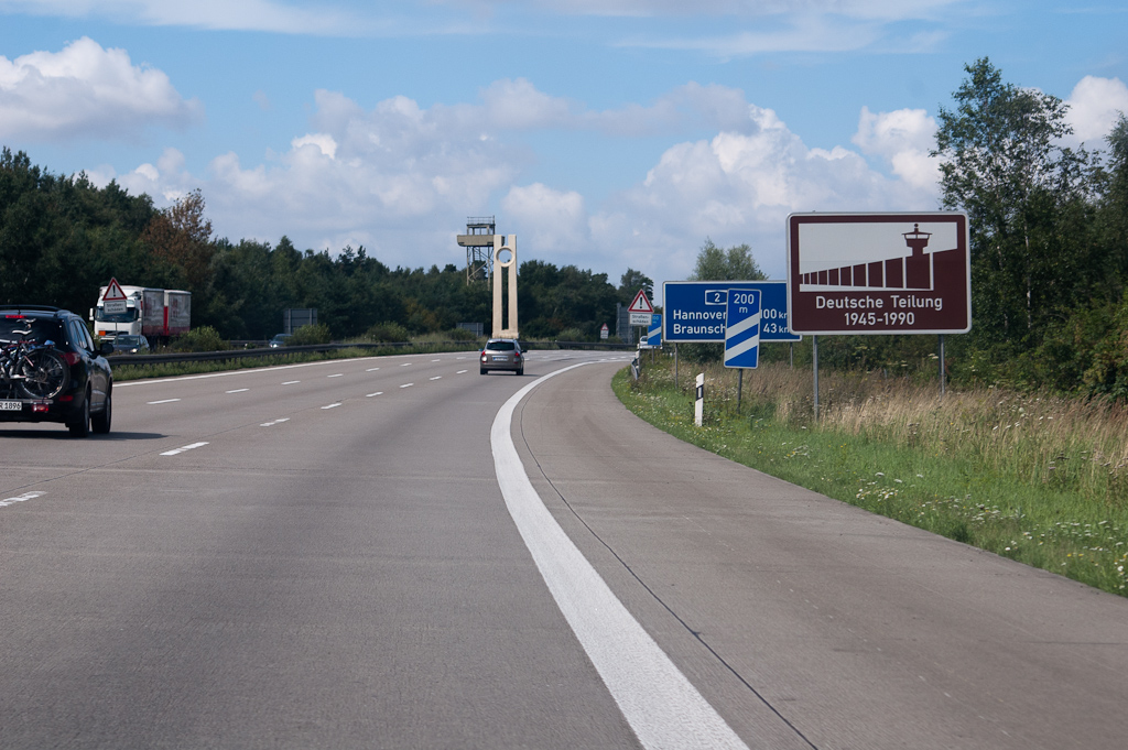 20110815-113612.jpg - Andere tekst dan op de heenweg.