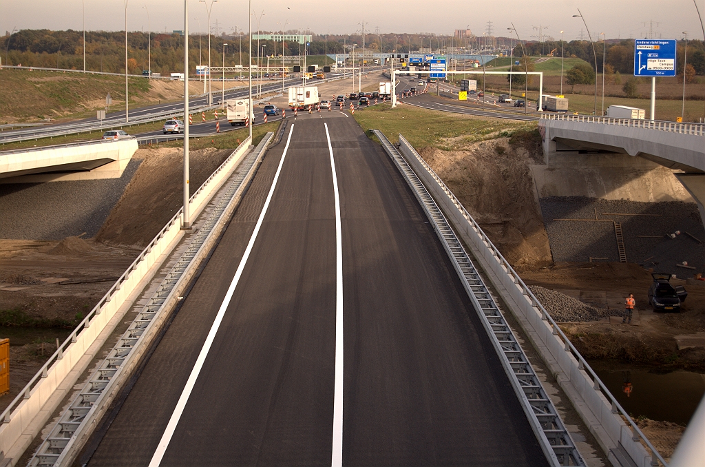 20091028-154408.bmp - KW 26 met de verbindingsweg Antwerpen-Venlo hoofdrijbaan.