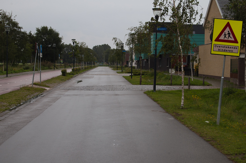 20110724-131455.jpg - Aanvullende snelheidsremmende maatregelen op de Nieuwe Sliffertsestraat zijn ook verwijderd.  week 201119 