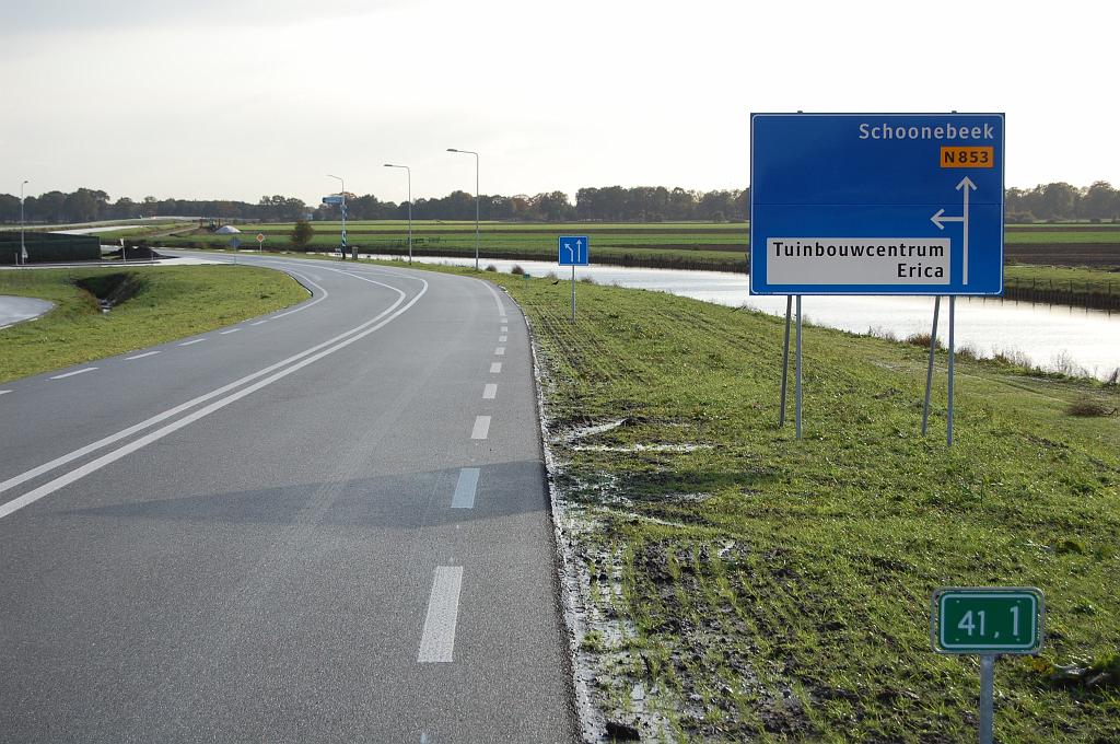 20081016-162754.jpg - De kruising vanuit de richting Emmen.